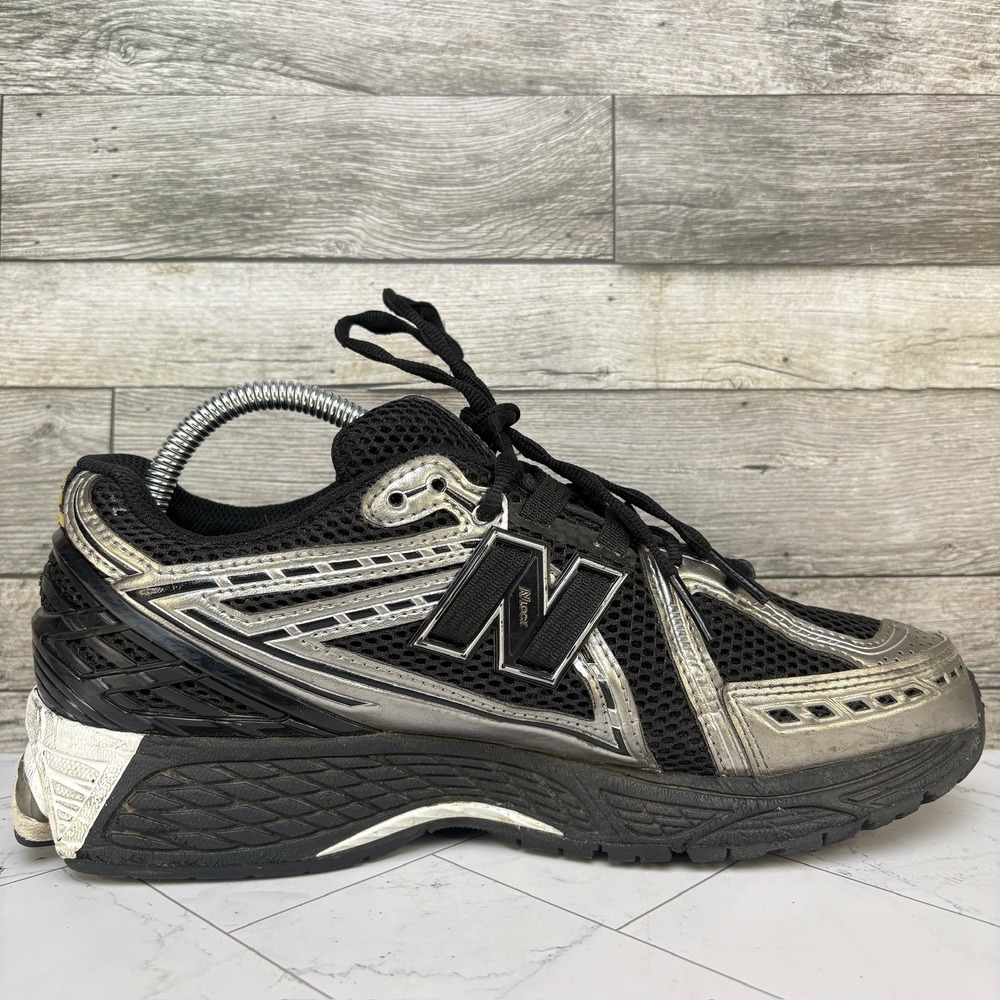 New Balance 1906R - Men's Size 8 /Women's 9.5 - Black Grey White - U1906RCF - Picture 2 of 8